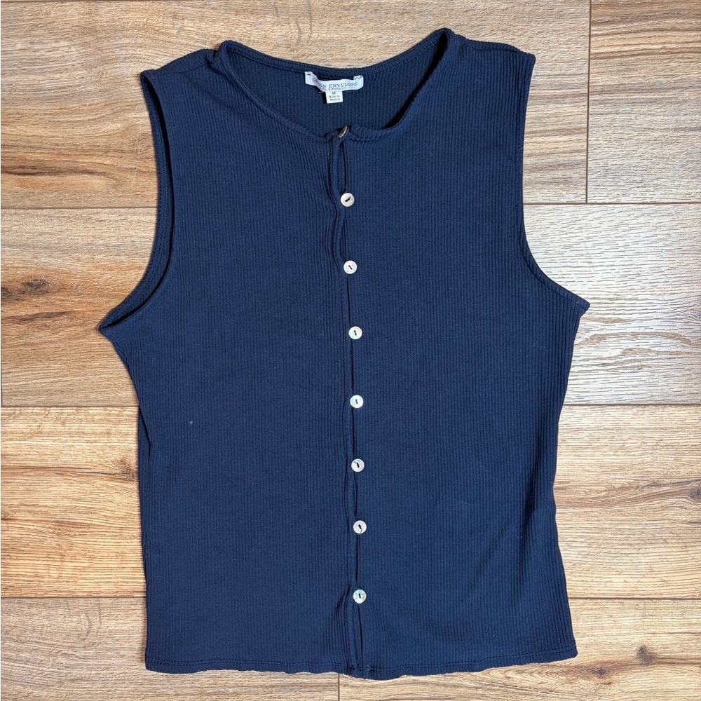 Green Envelope navy blue minimalist preppy ribbed pearl button-down tank top - Picture 3 of 8